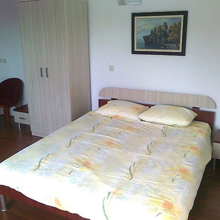 אוהריד Apartments Smakoski מראה חיצוני תמונה