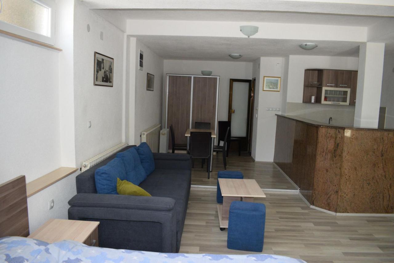 אוהריד Apartments Smakoski מראה חיצוני תמונה