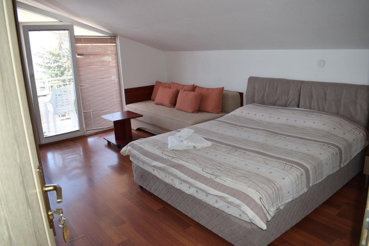 אוהריד Apartments Smakoski מראה חיצוני תמונה