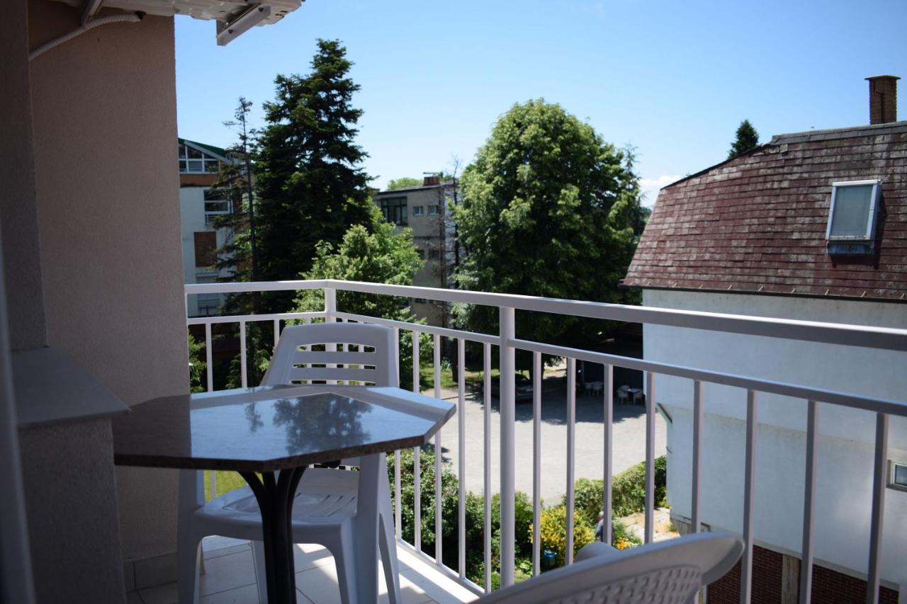 אוהריד Apartments Smakoski מראה חיצוני תמונה