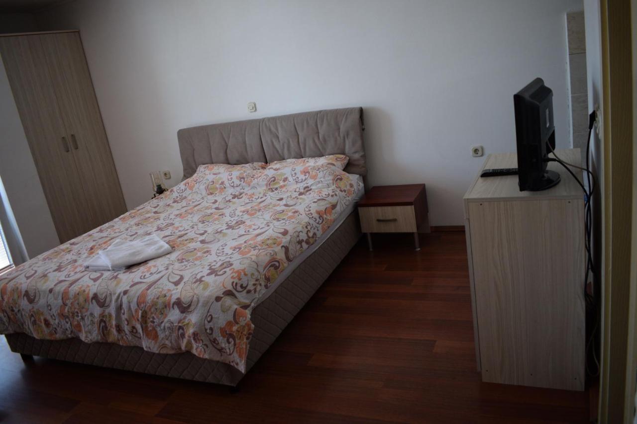 אוהריד Apartments Smakoski מראה חיצוני תמונה