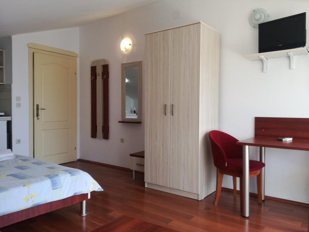 אוהריד Apartments Smakoski מראה חיצוני תמונה