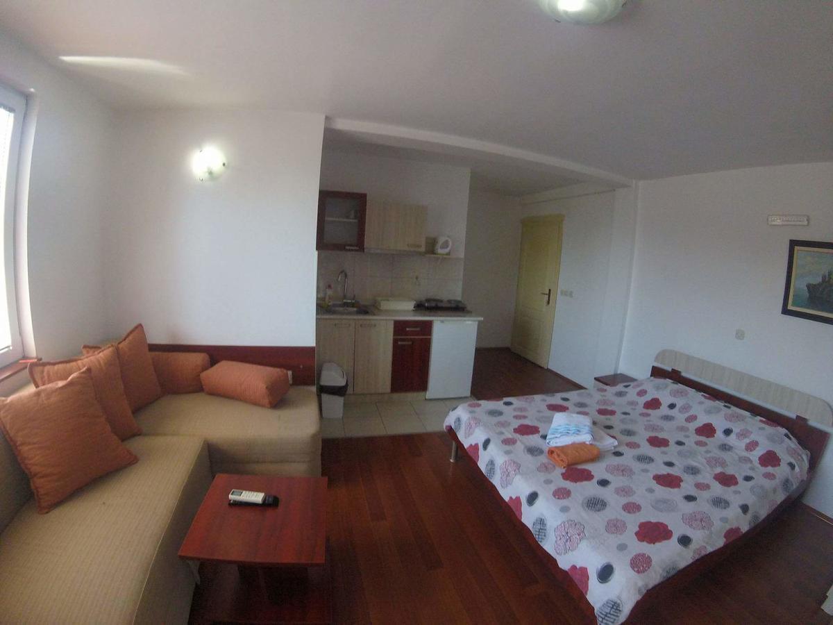 אוהריד Apartments Smakoski מראה חיצוני תמונה